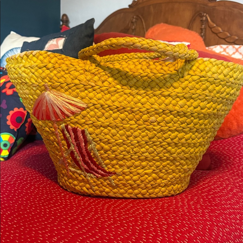 J. Crew Yellow Woven Tote with raffia Chair and umbrella 🏖️